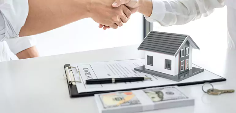 Why Choose Cleveland Home Buyers to Buy Your Home Off Market On Cash in Cleveland, OH?